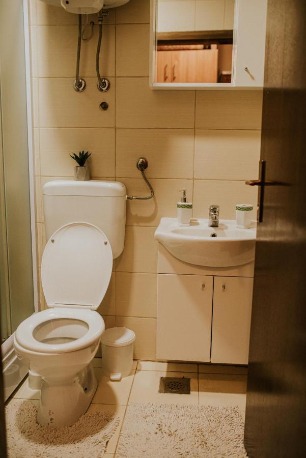 Apartment T&T ยาโฮรินา ภายนอก รูปภาพ