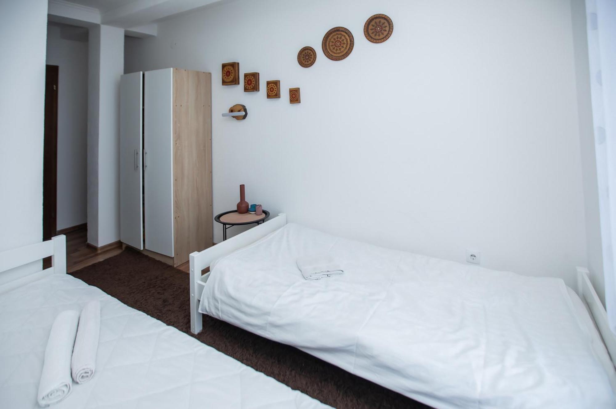Apartment T&T ยาโฮรินา ภายนอก รูปภาพ
